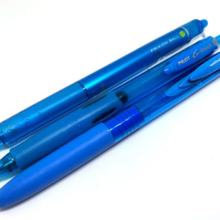 ライトブルーのペン3種