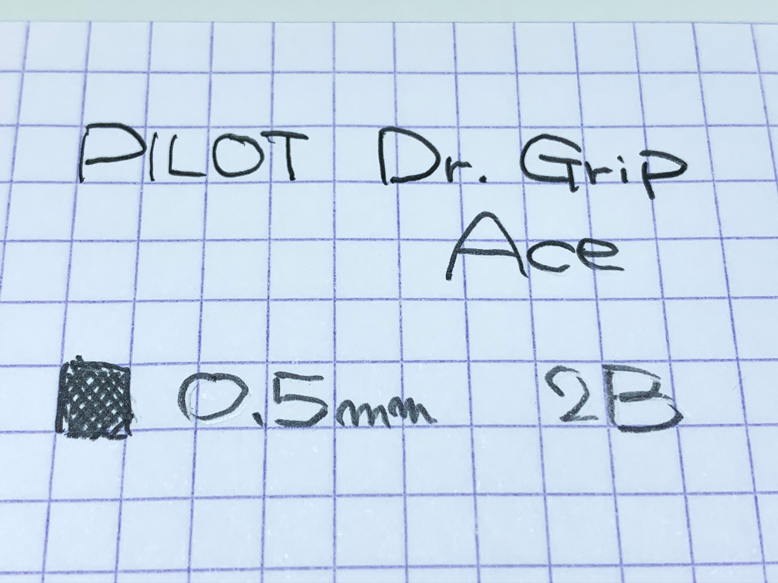 ドクターグリップ・エース 0.5mmの2Bで書いてみた