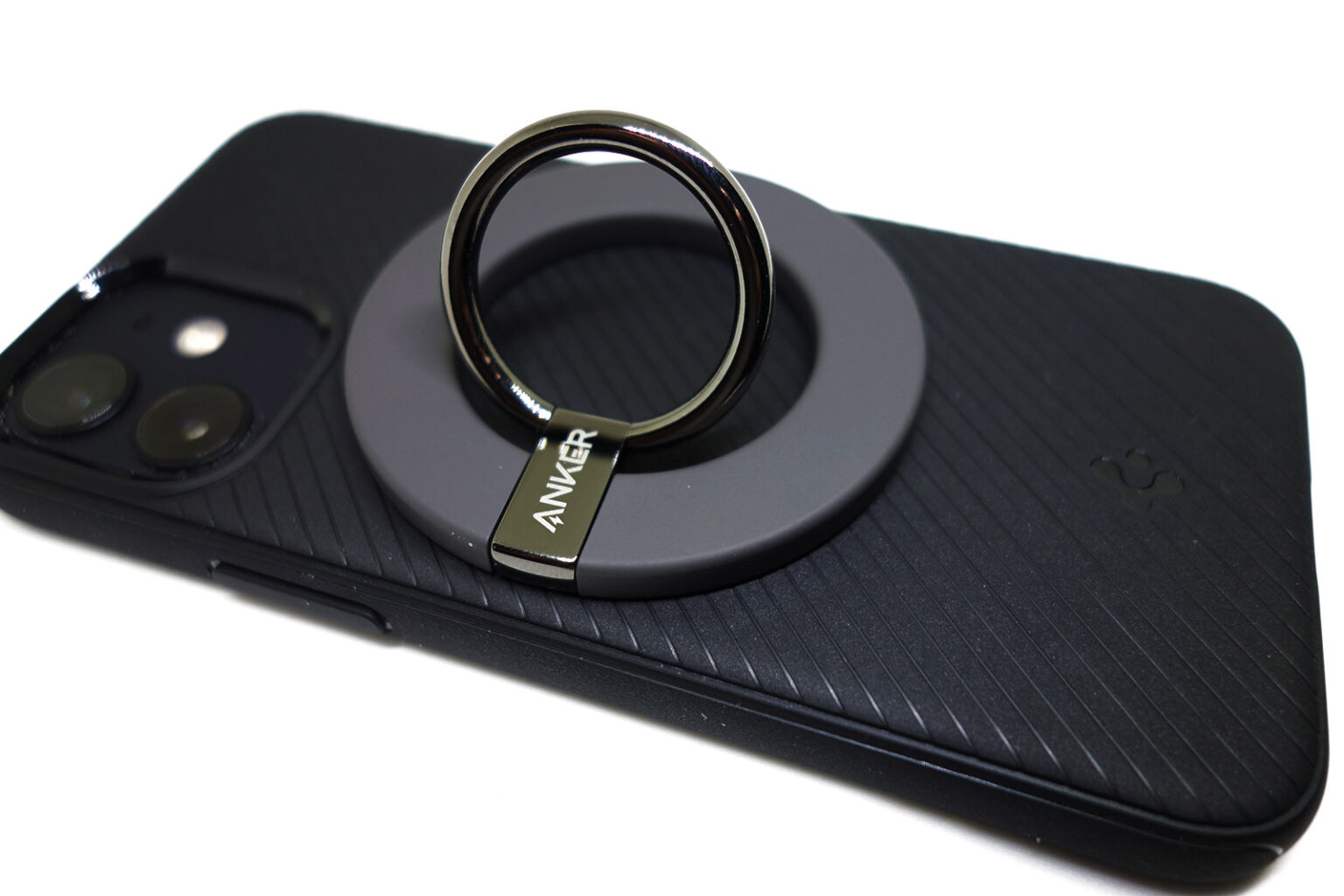 MagSafe搭載iPhone専用なAnkerのマグネット式スマホリング「610 Phone Grip」 sutero