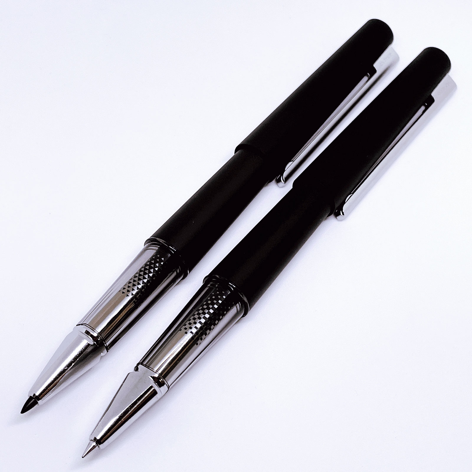 書きたくなるペン、コクヨWPシリーズ「ファインライター」と「ローラー