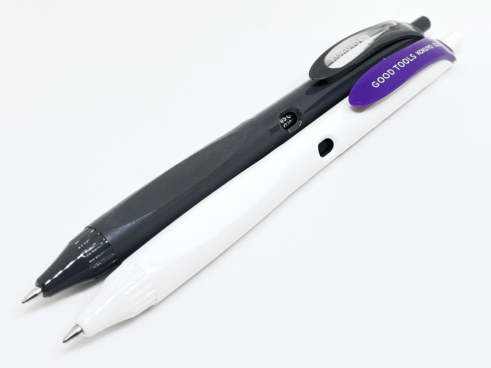 「GOOD TOOLS  ゲルインクボールペン」0.5mm 紫 ＆ 「KOKUYO ME 標準ゲル」