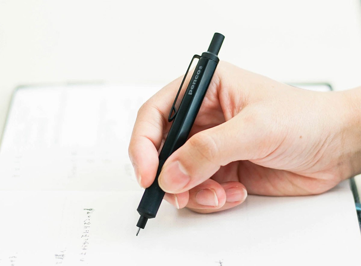 Drafting Pen | 普段づかいに似合うシンプルな意匠