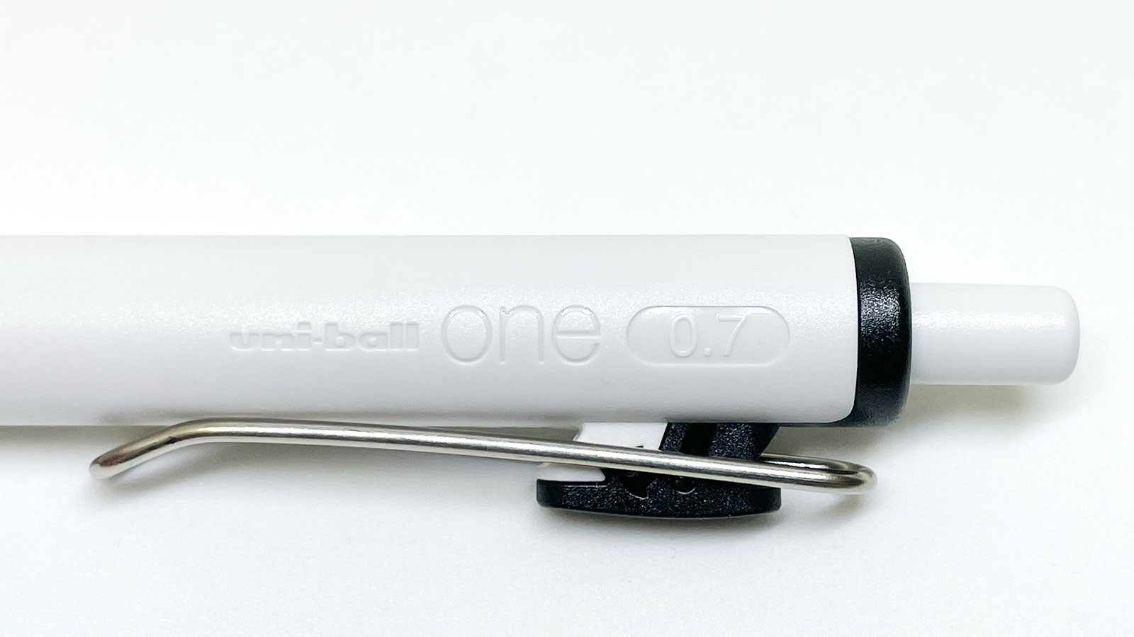 uni one 0.7mm black ボール径表記