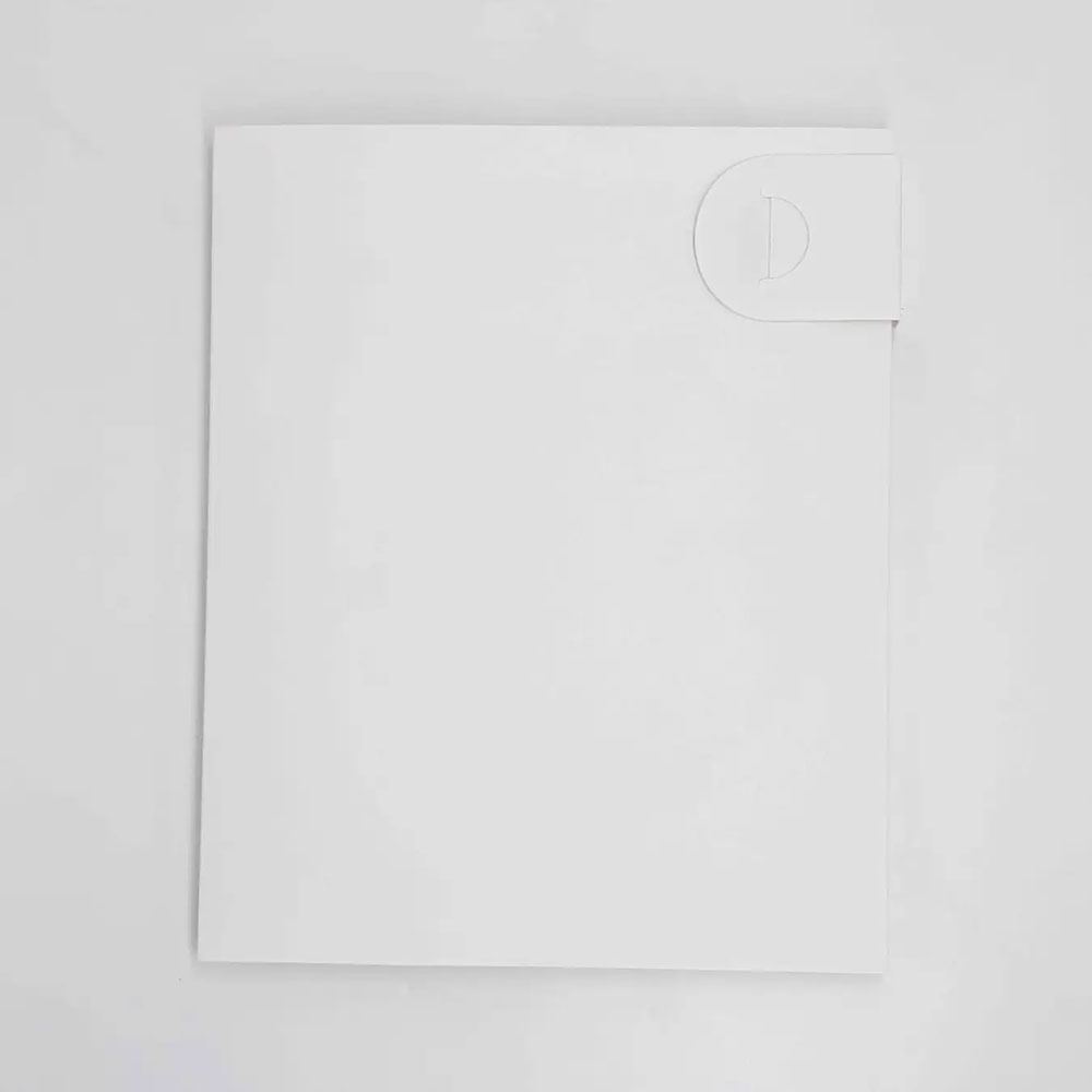 マグネットで壁に貼り付くファイル