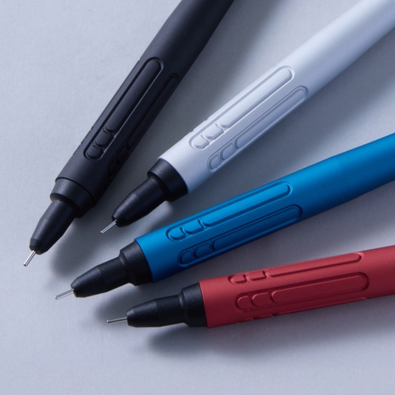 滑りにくい金属切削加工のグリップと視認性の高いペン先