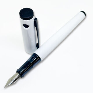 「ライティブ」アクティブホワイト Mニブ