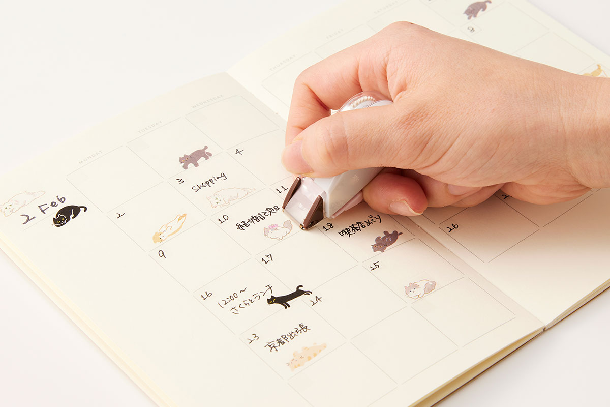 テープだから凸凹しない・手帳が分厚くならない・にじまない！