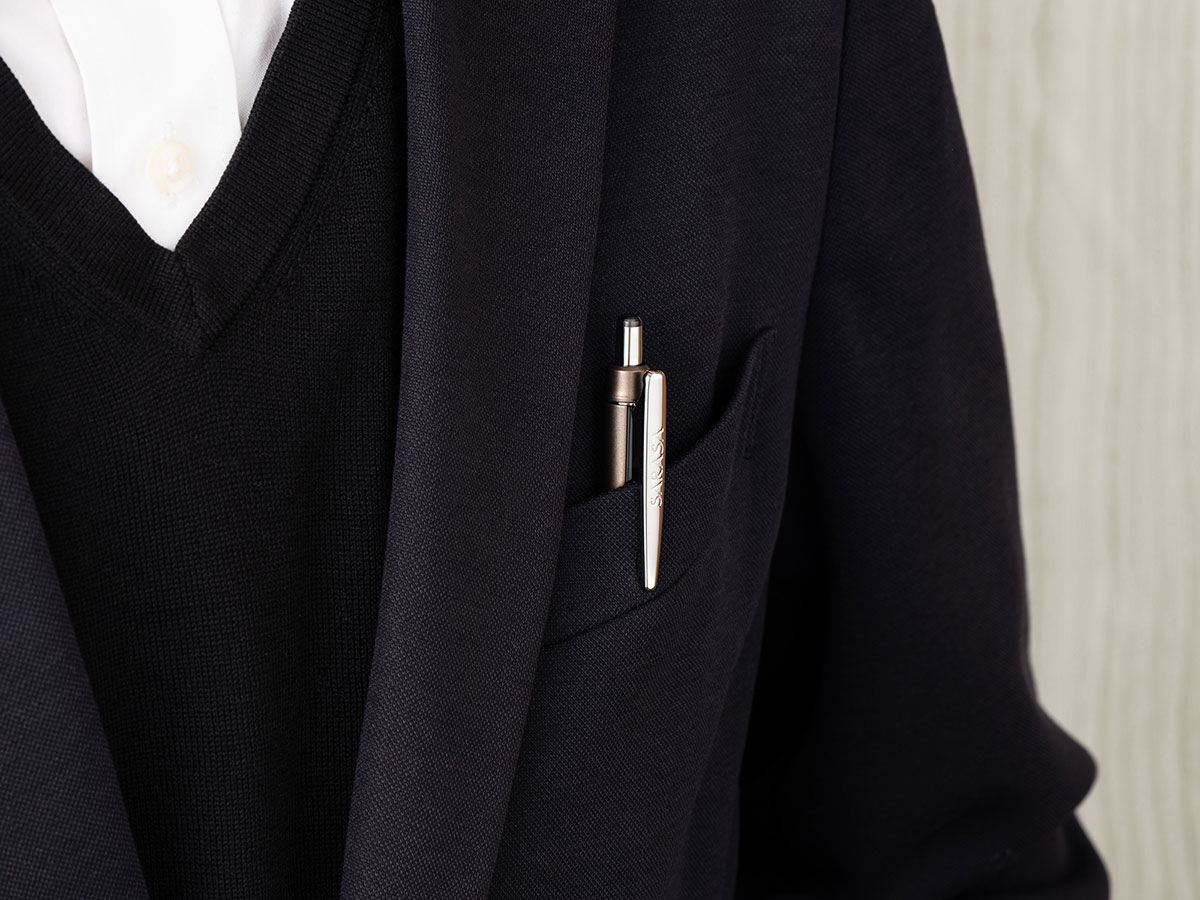 携帯しやすいバインダークリップ