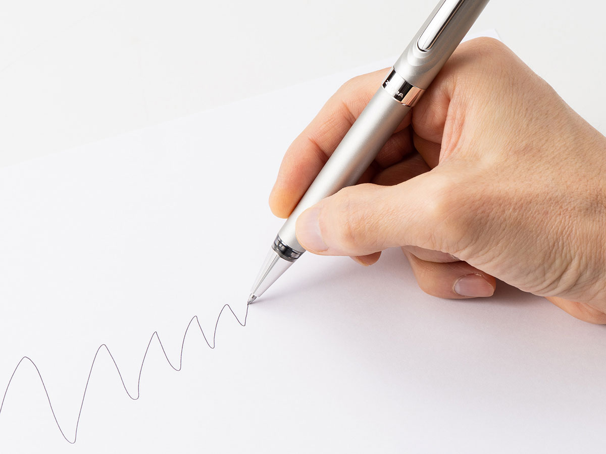 書き出しから滑らかな書き心地