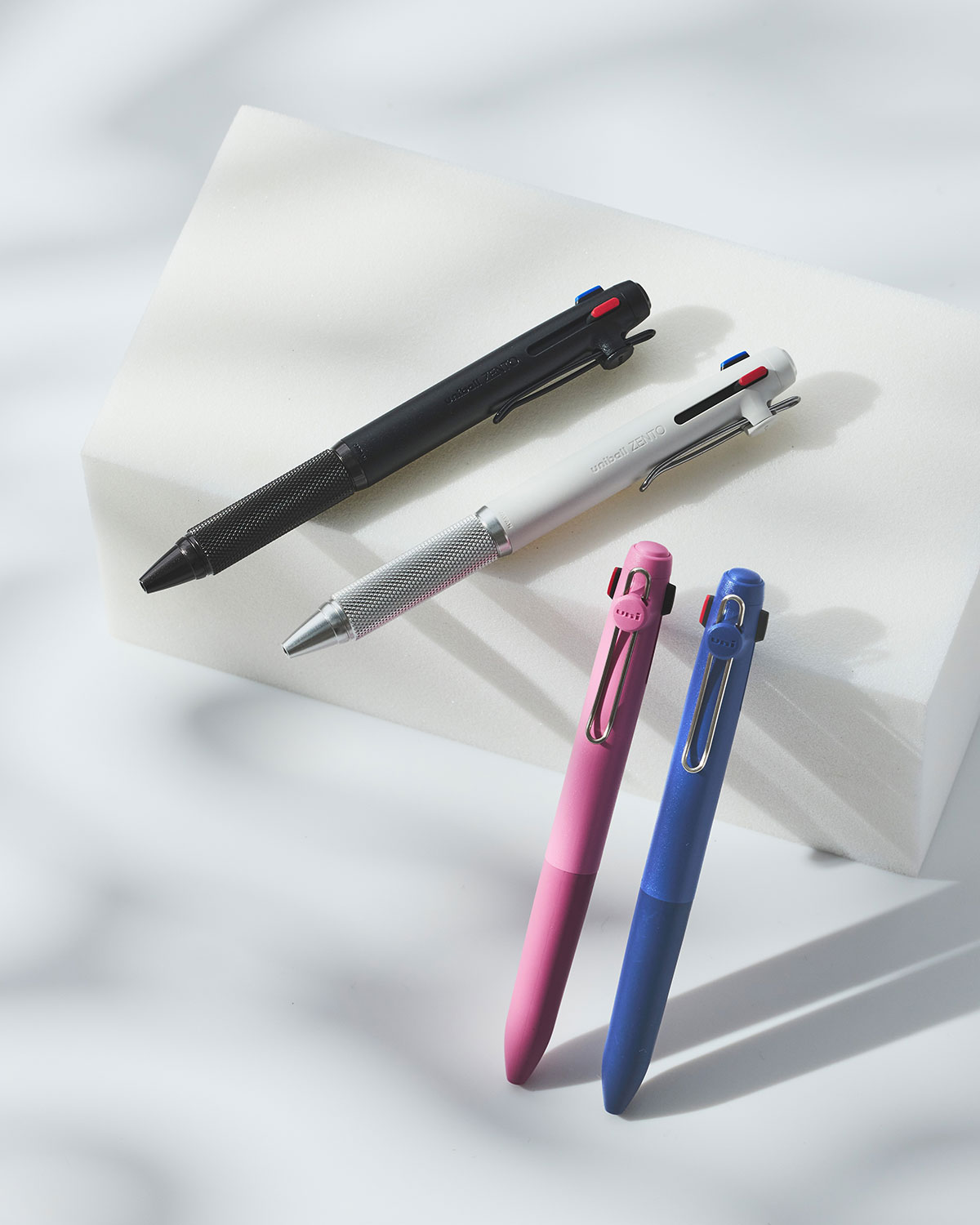 uniball ZENTO 3色ボールペン 新軸色
